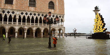 Unwetter in Italien: Markusplatz in Venedig überschwemmt