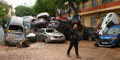 Regen-Walze erreicht Mallorca: Erste Straßen überflutet