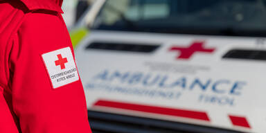 Fünfjährige in Tirol von Pkw überfahren und verletzt