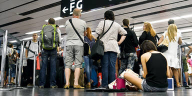 Flug-chaos Flughafen Wien Ärger