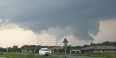 Tornado-Alarm an österreichischer Grenze 