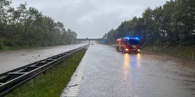 Überflutete Autobahn Dänemark