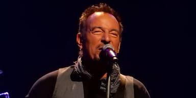 Springsteen: 11 Stunden Flug und 7.300 Kilometer Umweg für 2 Songs