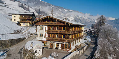 Hotel Kirchbichlhof in Mayrhofen-Hippach / Zillertal - Ideale Lage