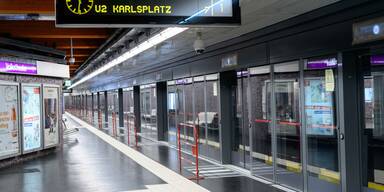 Bahnsteigtüren U2