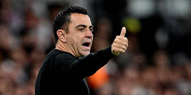Xavi wirft Rücktrittsplan über Bord und bleibt Barcelona-Trainer